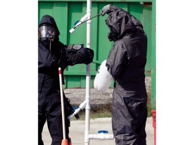 Ilık Bölge KBRN Müdahale Giysileri